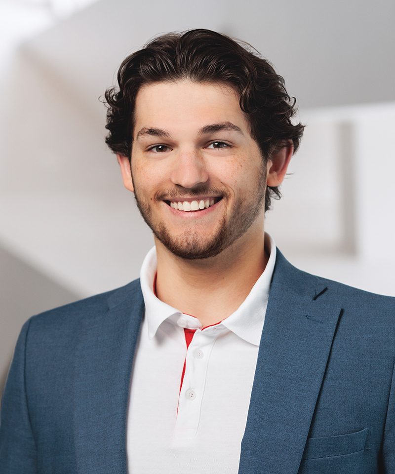 CWB_TA_4412-0243_LR_RGB_Nathan-Headshot_800x960 Nathan Makarowski headshot